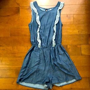 Women’s Romper with Pockets!